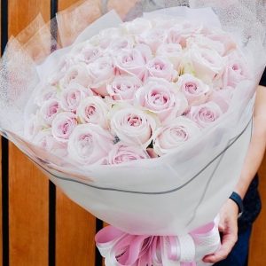ช่อ L 015 Blush Pearl Roses