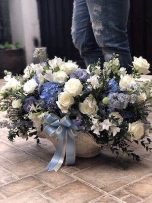 กระเช้า 040Blue Whisper Garden Basket