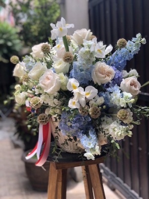 กระเช้า 046 Blue Ivory Serenity Basket
