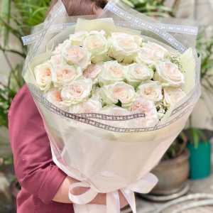ช่อ L 027 Ivory Blush Romance